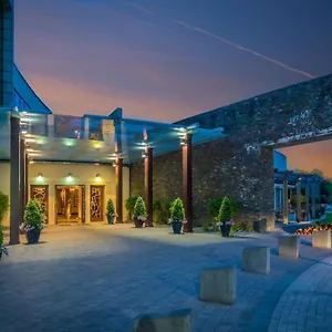 Island And Resort Fota